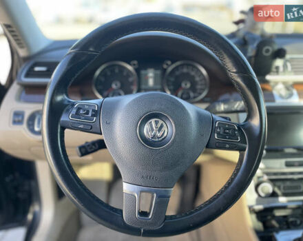 Черный Фольксваген Пассат, объемом двигателя 1.98 л и пробегом 303 тыс. км за 9300 $, фото 23 на Automoto.ua