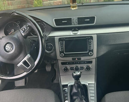 Черный Фольксваген Пассат, объемом двигателя 1.97 л и пробегом 321 тыс. км за 10200 $, фото 8 на Automoto.ua