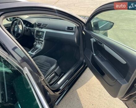 Чорний Фольксваген Пассат, об'ємом двигуна 1.97 л та пробігом 294 тис. км за 13000 $, фото 6 на Automoto.ua