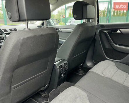 Черный Фольксваген Пассат, объемом двигателя 1.97 л и пробегом 250 тыс. км за 10000 $, фото 16 на Automoto.ua