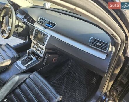 Черный Фольксваген Пассат, объемом двигателя 2 л и пробегом 289 тыс. км за 13700 $, фото 98 на Automoto.ua