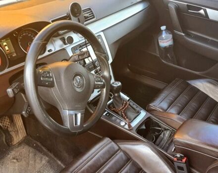 Чорний Фольксваген Пассат, об'ємом двигуна 1.6 л та пробігом 273 тис. км за 9199 $, фото 6 на Automoto.ua