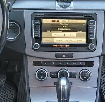 Чорний Фольксваген Пассат, об'ємом двигуна 2 л та пробігом 236 тис. км за 12900 $, фото 15 на Automoto.ua