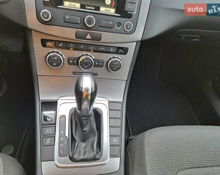 Черный Фольксваген Пассат, объемом двигателя 1.8 л и пробегом 191 тыс. км за 11300 $, фото 23 на Automoto.ua