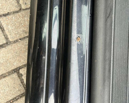 Чорний Фольксваген Пассат, об'ємом двигуна 2 л та пробігом 245 тис. км за 10600 $, фото 17 на Automoto.ua