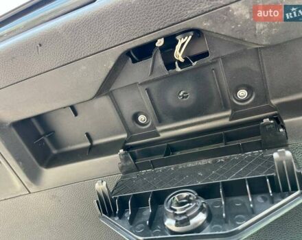 Чорний Фольксваген Пассат, об'ємом двигуна 1.97 л та пробігом 294 тис. км за 13000 $, фото 19 на Automoto.ua