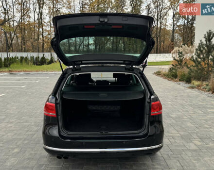 Чорний Фольксваген Пассат, об'ємом двигуна 2 л та пробігом 231 тис. км за 12500 $, фото 22 на Automoto.ua