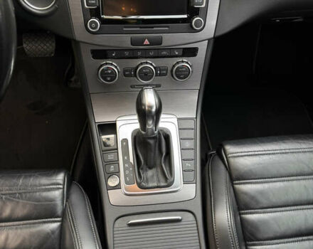 Чорний Фольксваген Пассат, об'ємом двигуна 1.97 л та пробігом 336 тис. км за 11000 $, фото 6 на Automoto.ua