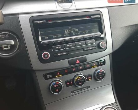 Черный Фольксваген Пассат, объемом двигателя 1.8 л и пробегом 165 тыс. км за 10799 $, фото 67 на Automoto.ua