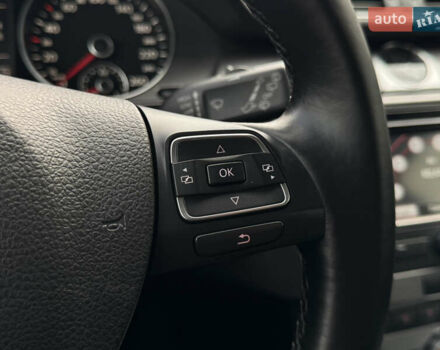 Чорний Фольксваген Пассат, об'ємом двигуна 2 л та пробігом 231 тис. км за 12500 $, фото 45 на Automoto.ua