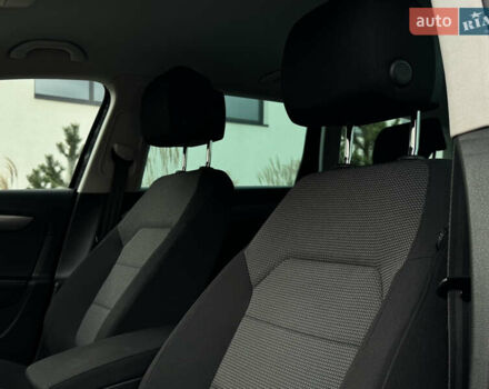 Чорний Фольксваген Пассат, об'ємом двигуна 2 л та пробігом 231 тис. км за 12500 $, фото 13 на Automoto.ua