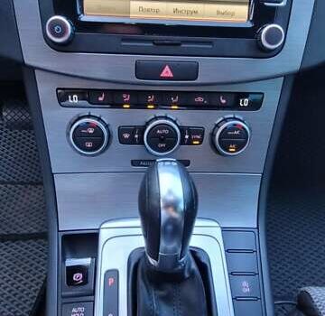 Чорний Фольксваген Пассат, об'ємом двигуна 2 л та пробігом 236 тис. км за 12900 $, фото 19 на Automoto.ua