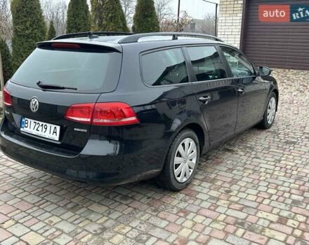 Черный Фольксваген Пассат, объемом двигателя 1.6 л и пробегом 320 тыс. км за 10000 $, фото 1 на Automoto.ua