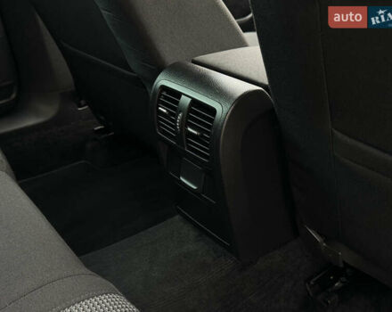Чорний Фольксваген Пассат, об'ємом двигуна 2 л та пробігом 231 тис. км за 12500 $, фото 31 на Automoto.ua