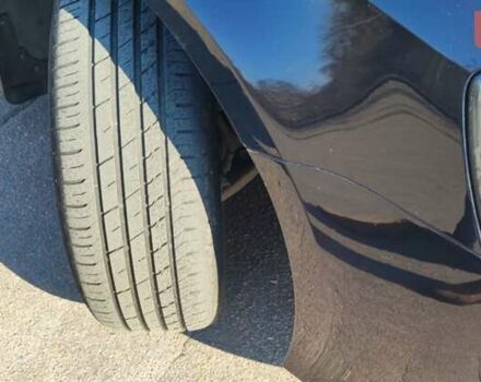 Чорний Фольксваген Пассат, об'ємом двигуна 1.6 л та пробігом 325 тис. км за 9100 $, фото 3 на Automoto.ua