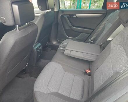 Черный Фольксваген Пассат, объемом двигателя 1.8 л и пробегом 165 тыс. км за 10799 $, фото 43 на Automoto.ua