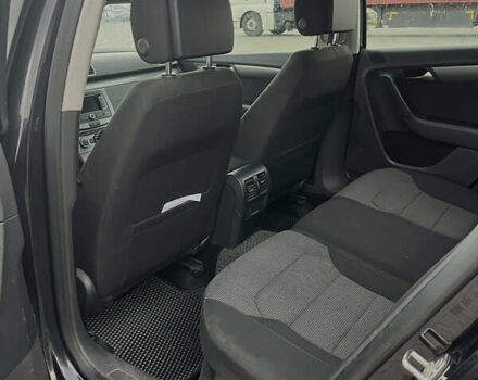 Черный Фольксваген Пассат, объемом двигателя 1.6 л и пробегом 279 тыс. км за 8500 $, фото 12 на Automoto.ua