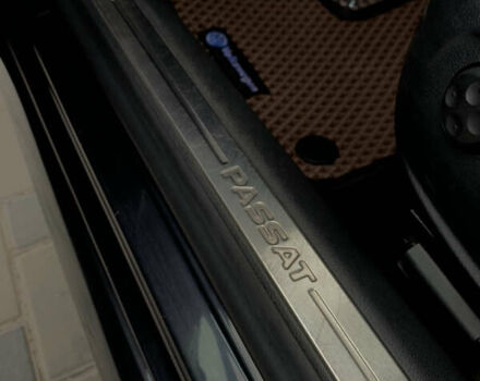 Чорний Фольксваген Пассат, об'ємом двигуна 2 л та пробігом 287 тис. км за 12500 $, фото 24 на Automoto.ua