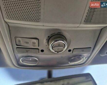 Черный Фольксваген Пассат, объемом двигателя 1.6 л и пробегом 295 тыс. км за 10299 $, фото 18 на Automoto.ua