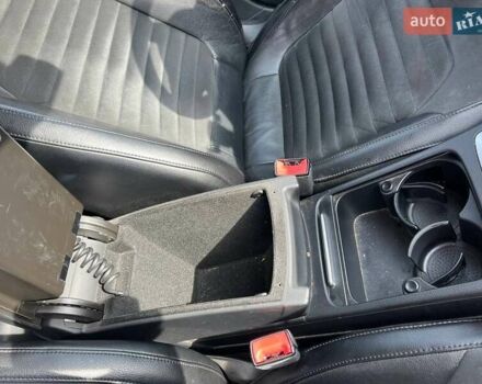 Чорний Фольксваген Пассат, об'ємом двигуна 1.97 л та пробігом 294 тис. км за 13000 $, фото 43 на Automoto.ua