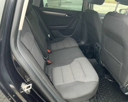 Черный Фольксваген Пассат, объемом двигателя 1.6 л и пробегом 256 тыс. км за 8000 $, фото 1 на Automoto.ua