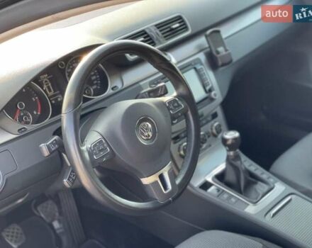Черный Фольксваген Пассат, объемом двигателя 0 л и пробегом 197 тыс. км за 10700 $, фото 12 на Automoto.ua
