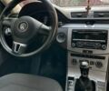 Чорний Фольксваген Пассат, об'ємом двигуна 2 л та пробігом 300 тис. км за 9350 $, фото 26 на Automoto.ua