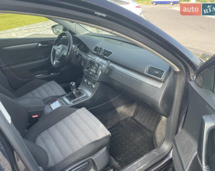 Черный Фольксваген Пассат, объемом двигателя 1.97 л и пробегом 260 тыс. км за 9000 $, фото 19 на Automoto.ua