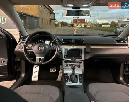 Черный Фольксваген Пассат, объемом двигателя 1.97 л и пробегом 321 тыс. км за 9800 $, фото 6 на Automoto.ua