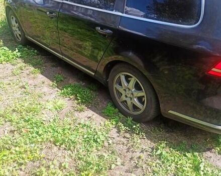 Черный Фольксваген Пассат, объемом двигателя 1.39 л и пробегом 252 тыс. км за 6300 $, фото 2 на Automoto.ua