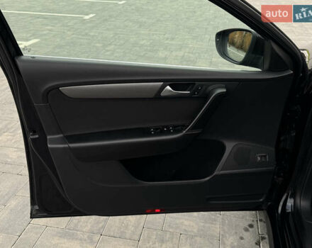 Чорний Фольксваген Пассат, об'ємом двигуна 2 л та пробігом 231 тис. км за 12500 $, фото 15 на Automoto.ua