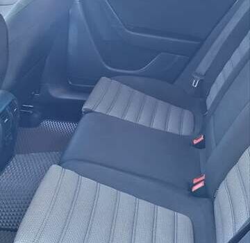 Чорний Фольксваген Пассат, об'ємом двигуна 2 л та пробігом 236 тис. км за 12900 $, фото 12 на Automoto.ua