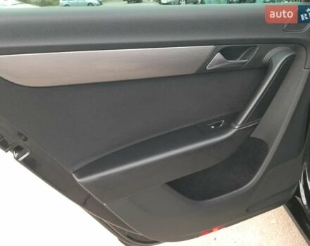 Черный Фольксваген Пассат, объемом двигателя 1.8 л и пробегом 165 тыс. км за 10799 $, фото 39 на Automoto.ua