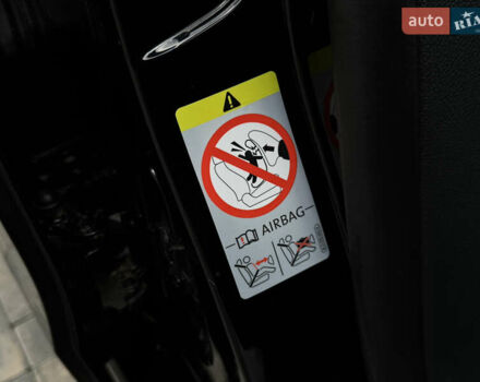 Чорний Фольксваген Пассат, об'ємом двигуна 2 л та пробігом 231 тис. км за 12500 $, фото 39 на Automoto.ua