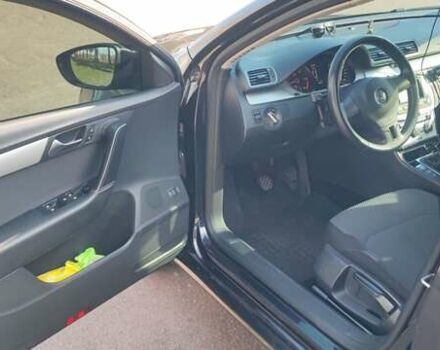 Чорний Фольксваген Пассат, об'ємом двигуна 1.6 л та пробігом 325 тис. км за 9100 $, фото 22 на Automoto.ua