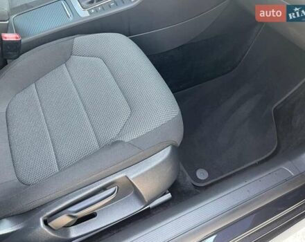 Черный Фольксваген Пассат, объемом двигателя 0 л и пробегом 197 тыс. км за 10700 $, фото 19 на Automoto.ua