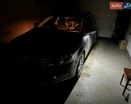 Чорний Фольксваген Пассат, об'ємом двигуна 2 л та пробігом 254 тис. км за 10600 $, фото 35 на Automoto.ua