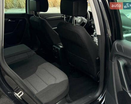 Чорний Фольксваген Пассат, об'ємом двигуна 2 л та пробігом 231 тис. км за 12500 $, фото 28 на Automoto.ua