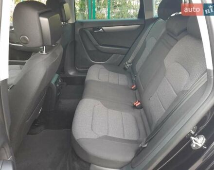 Черный Фольксваген Пассат, объемом двигателя 1.8 л и пробегом 165 тыс. км за 10799 $, фото 42 на Automoto.ua