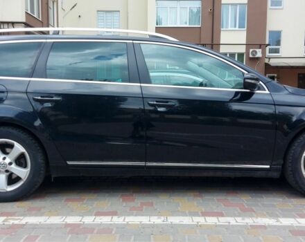 Черный Фольксваген Пассат, объемом двигателя 1.4 л и пробегом 243 тыс. км за 9000 $, фото 1 на Automoto.ua