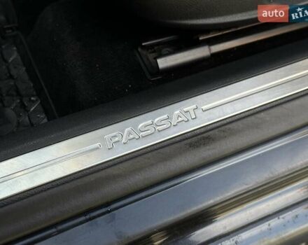 Черный Фольксваген Пассат, объемом двигателя 1.8 л и пробегом 280 тыс. км за 9300 $, фото 43 на Automoto.ua
