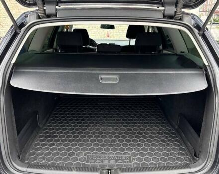 Черный Фольксваген Пассат, объемом двигателя 2 л и пробегом 298 тыс. км за 10299 $, фото 12 на Automoto.ua