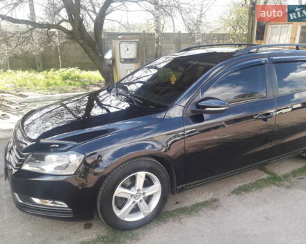 Чорний Фольксваген Пассат, об'ємом двигуна 2 л та пробігом 276 тис. км за 11300 $, фото 3 на Automoto.ua