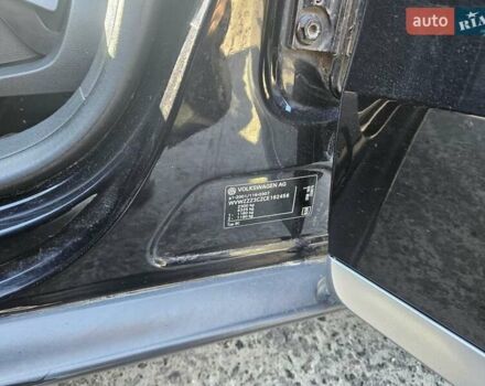 Черный Фольксваген Пассат, объемом двигателя 2 л и пробегом 289 тыс. км за 13700 $, фото 19 на Automoto.ua