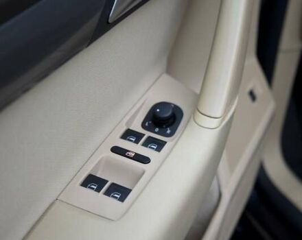 Черный Фольксваген Пассат, объемом двигателя 2 л и пробегом 180 тыс. км за 8687 $, фото 12 на Automoto.ua