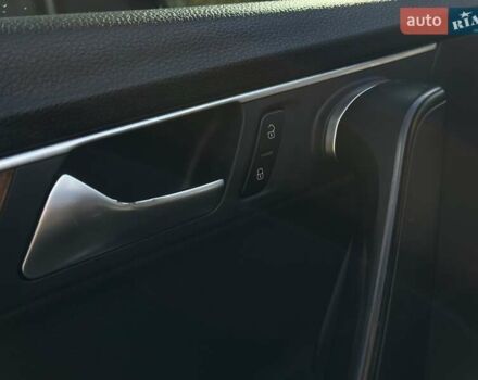 Черный Фольксваген Пассат, объемом двигателя 1.8 л и пробегом 280 тыс. км за 9300 $, фото 33 на Automoto.ua