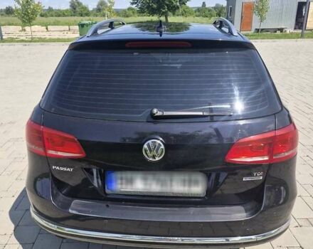 Черный Фольксваген Пассат, объемом двигателя 1.6 л и пробегом 295 тыс. км за 10299 $, фото 6 на Automoto.ua