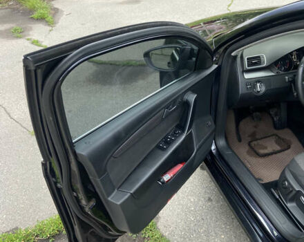 Чорний Фольксваген Пассат, об'ємом двигуна 1.97 л та пробігом 230 тис. км за 12400 $, фото 7 на Automoto.ua