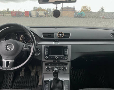 Черный Фольксваген Пассат, объемом двигателя 1.6 л и пробегом 279 тыс. км за 8500 $, фото 14 на Automoto.ua