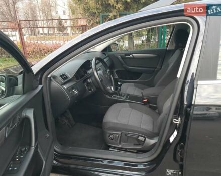 Черный Фольксваген Пассат, объемом двигателя 1.8 л и пробегом 165 тыс. км за 10799 $, фото 28 на Automoto.ua